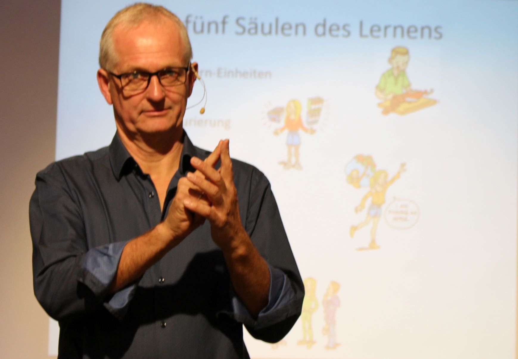 Porträtfoto Wilfried Helms